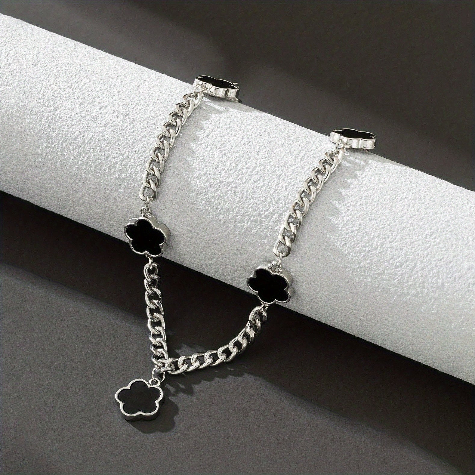 Men's pendant necklace