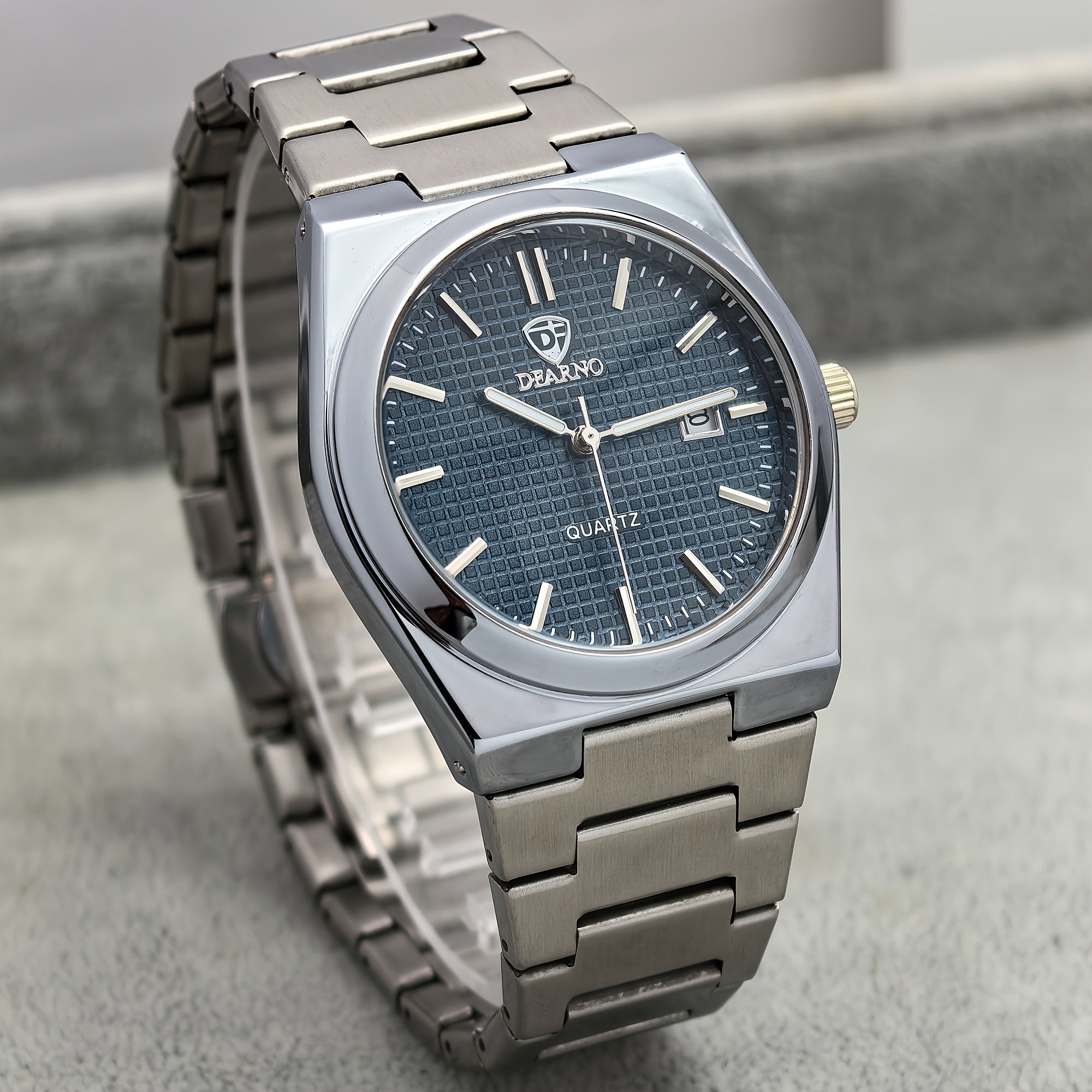 Elegant Luxury Analog Watch