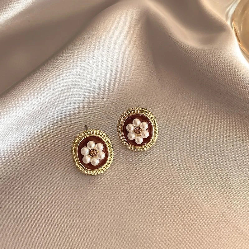 Wine Red Retro Stud Earrings For Women