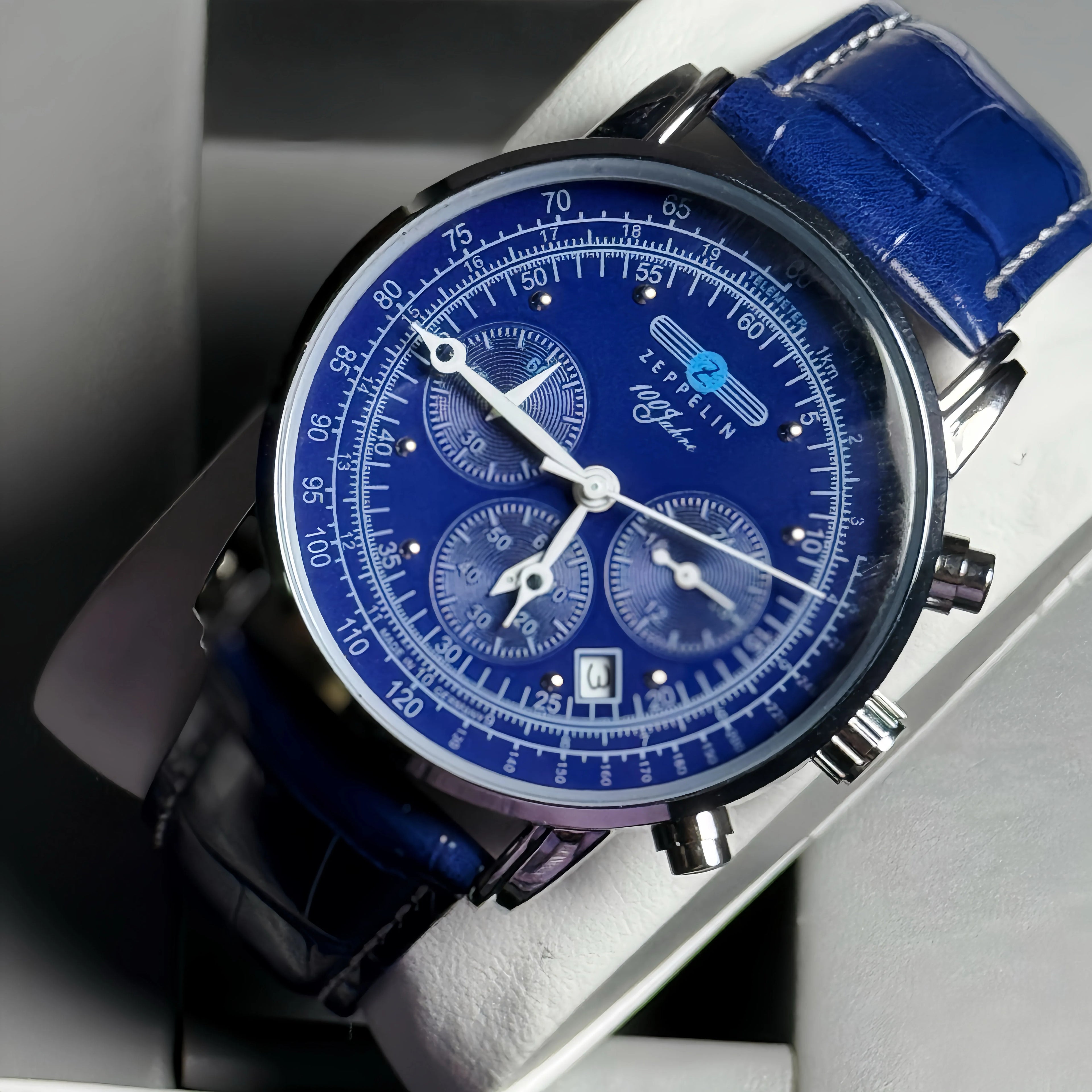 2025 New luxury brand zeppelin multifunctional fashionable six pin watch with calendar blue green gift quartz watch