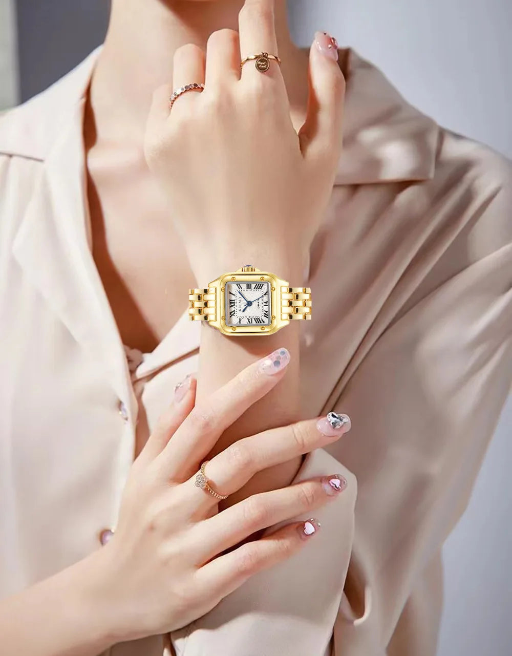 Women Light Luxury Watch