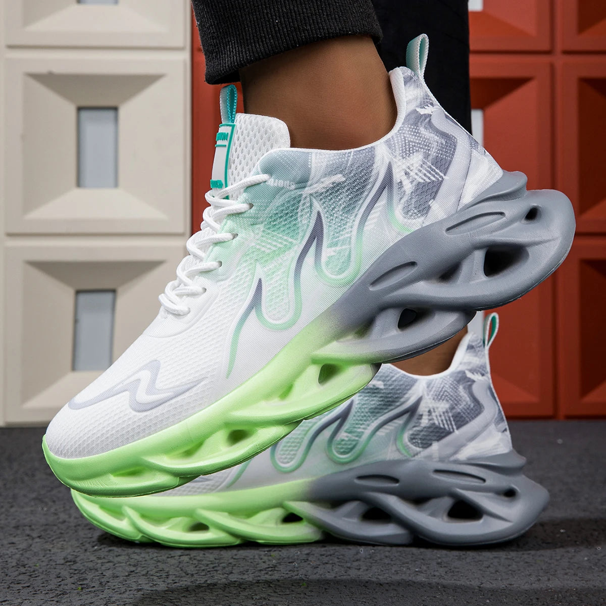 2025 Unisex Running Shoes Men Women Lightweight Mesh Breathable Comfortable Flat Soft Tennis Shoes Summer Lace-up Sneakers Man