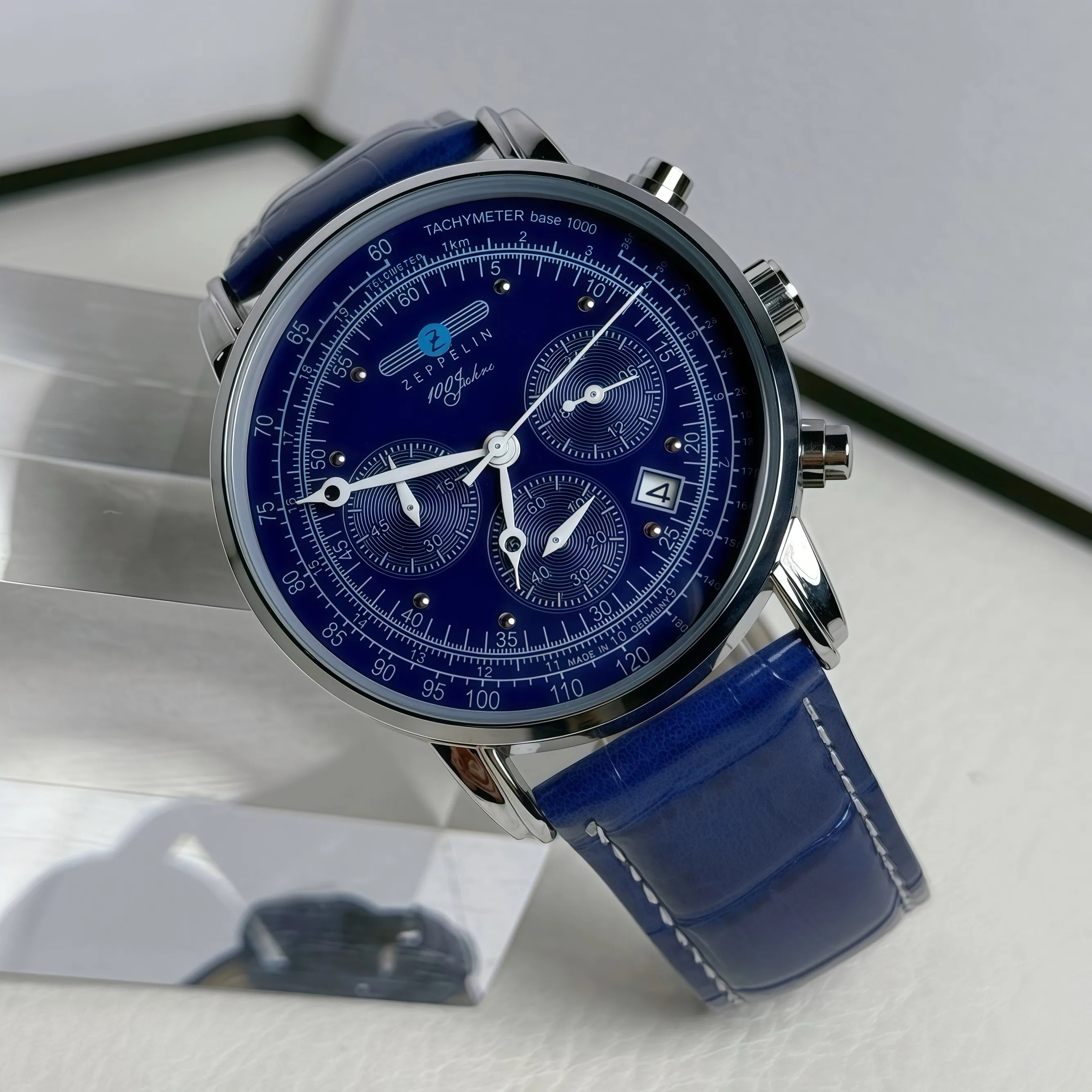 2025 New luxury brand zeppelin multifunctional fashionable six pin watch with calendar blue green gift quartz watch