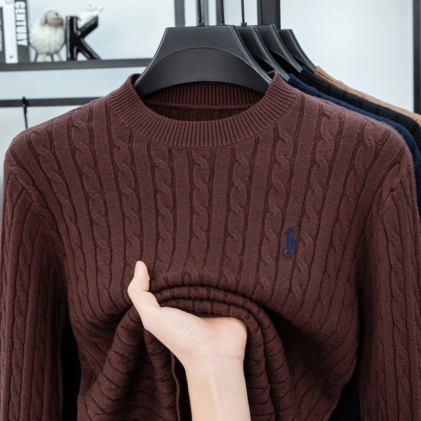 2025 Autumn and Winter Men's Wool Sweater with Round Neck PulloverThickened Diamond Shaped Long Sleeved Knitted Sweater