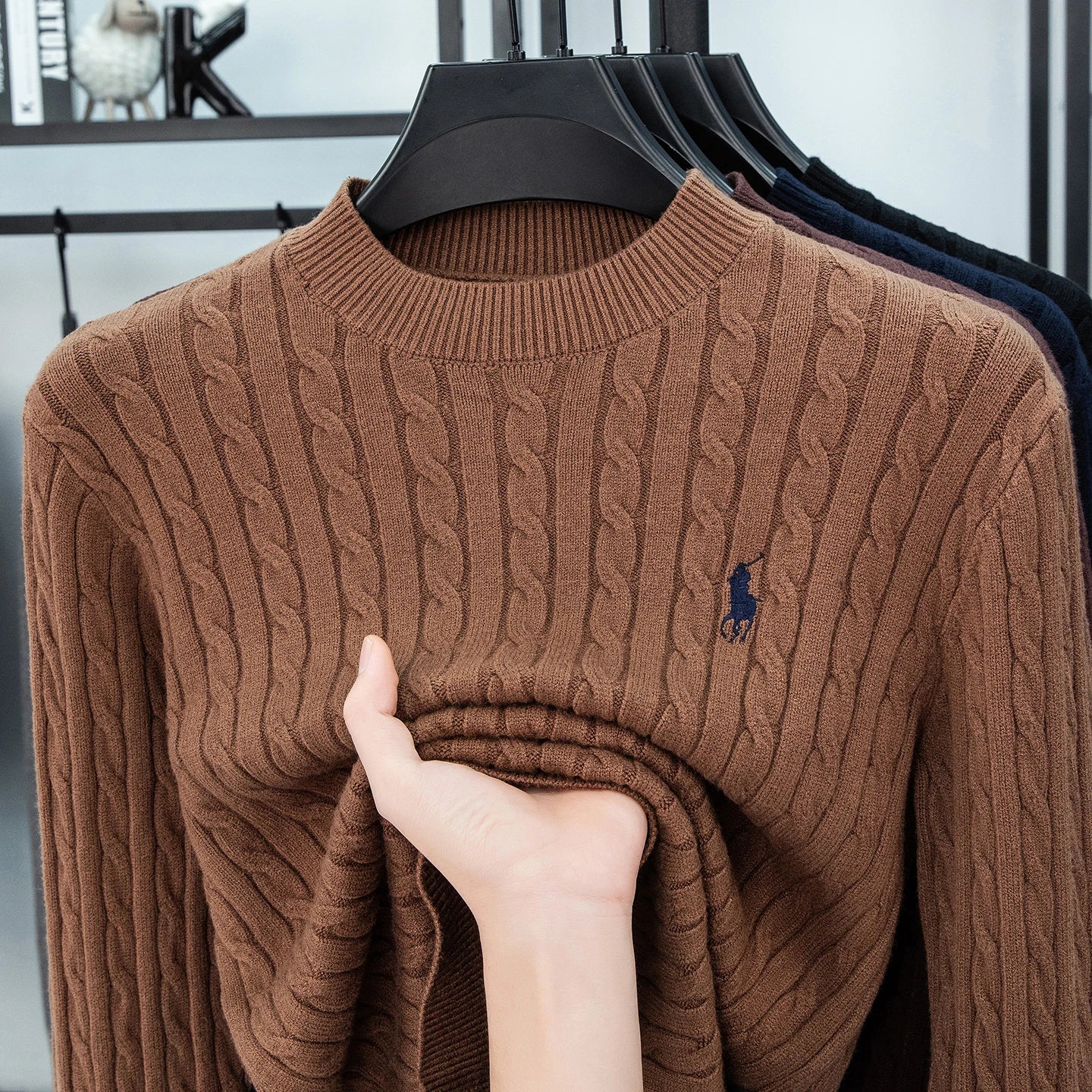 2025 Autumn and Winter Men's Wool Sweater with Round Neck PulloverThickened Diamond Shaped Long Sleeved Knitted Sweater