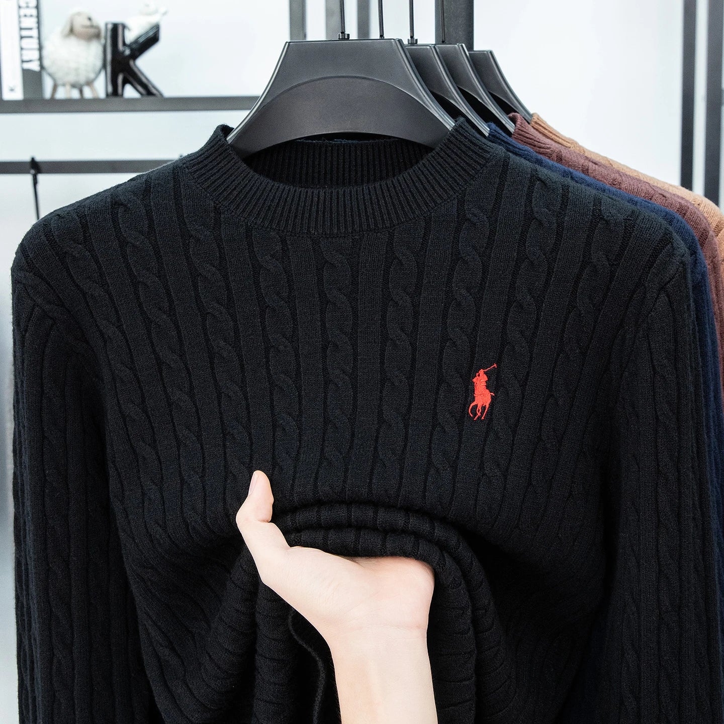2025 Autumn and Winter Men's Wool Sweater with Round Neck PulloverThickened Diamond Shaped Long Sleeved Knitted Sweater