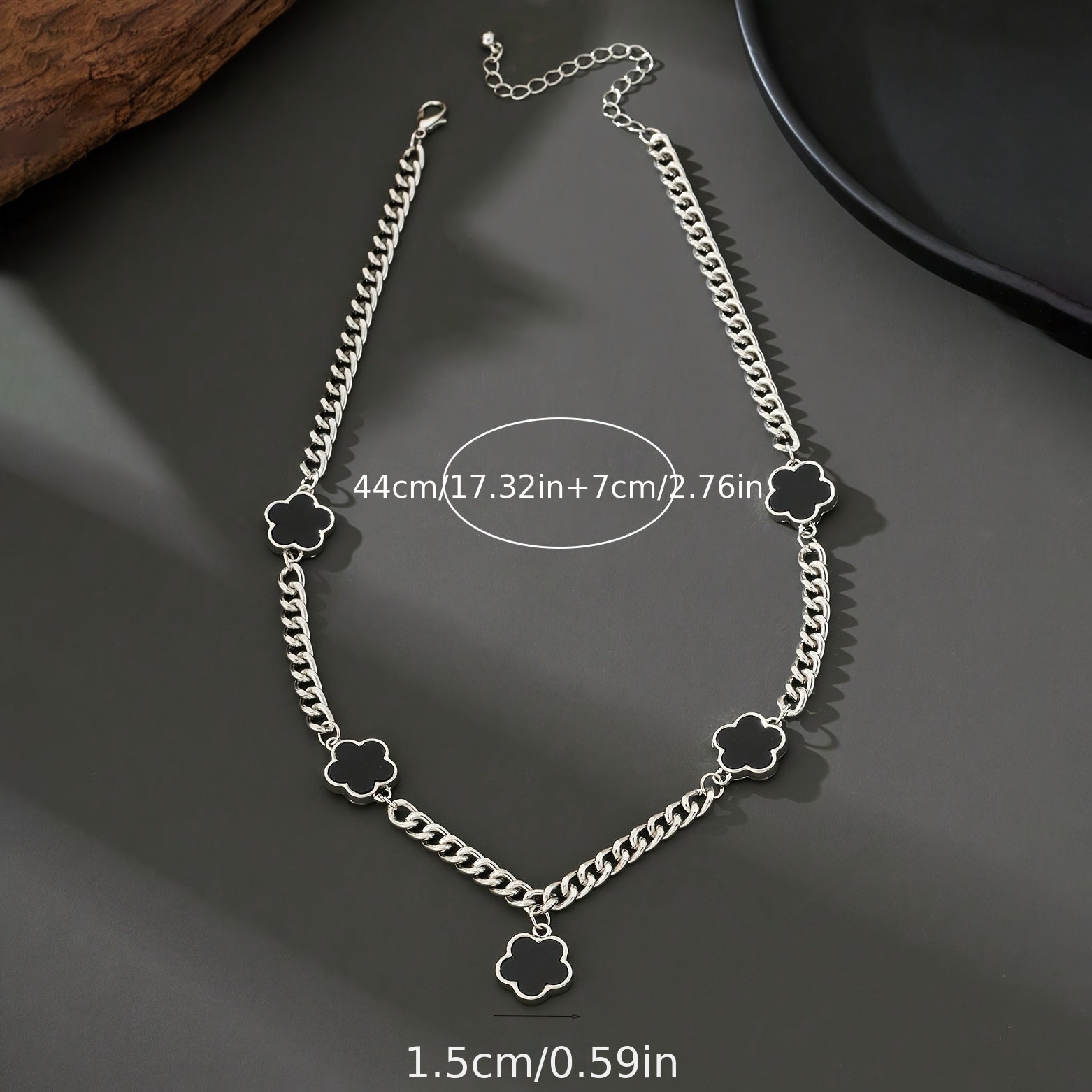 Men's pendant necklace