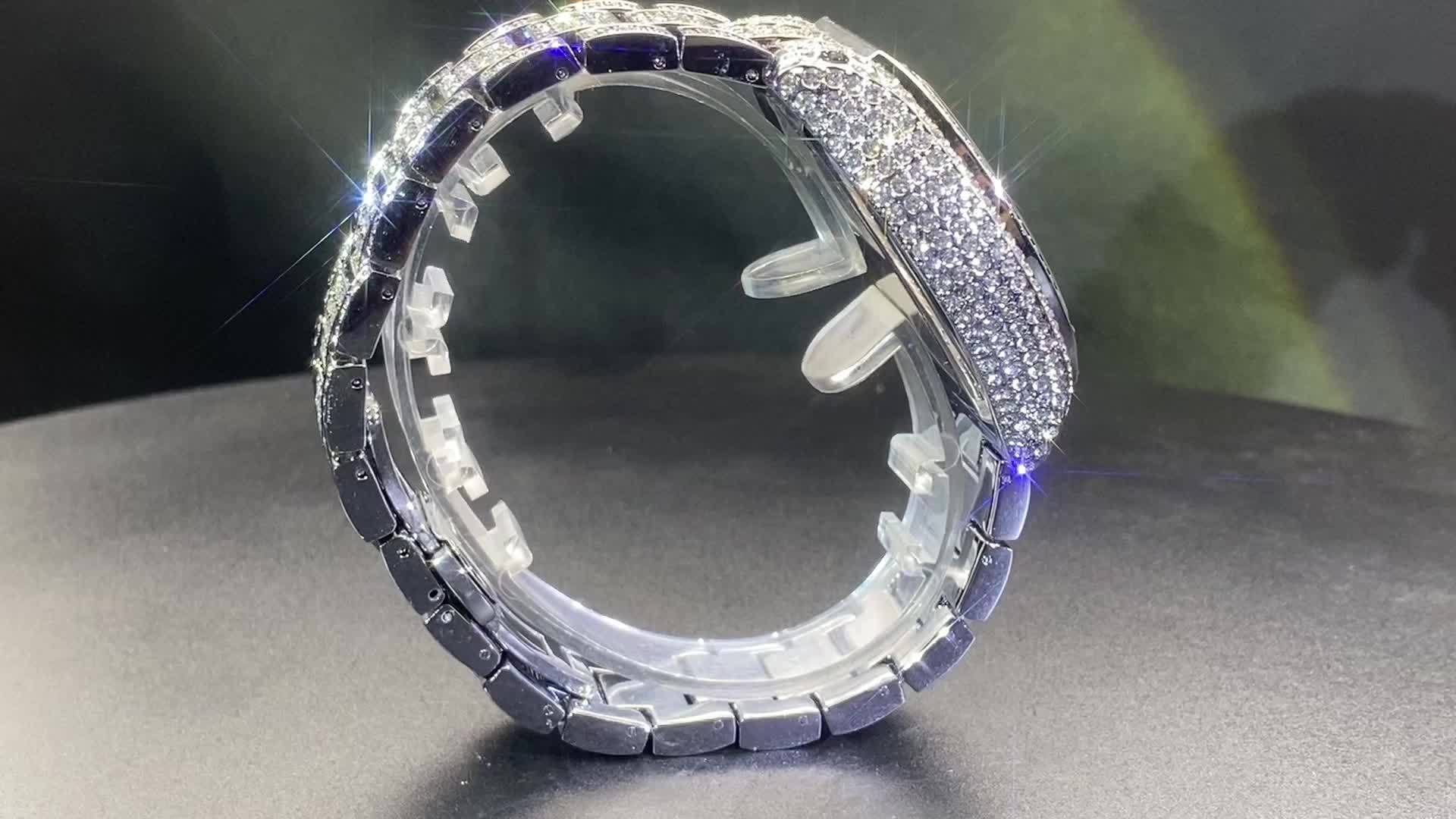 Diamond quartz watch